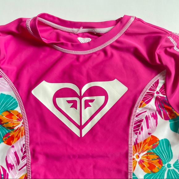 Roxy RashGuard - Picture 9 of 12